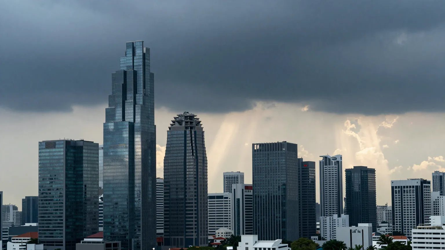 Bangkok braces for heavy to very heavy rain on October 21 to 25 as TMD issues Advisory No. 6