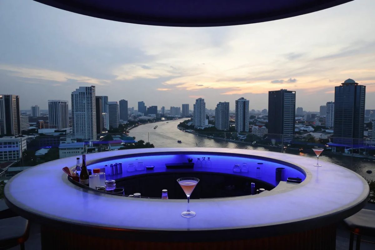 Sky Bar by lebua