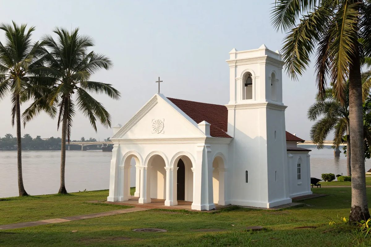 First Presbyterian Church, Samray
