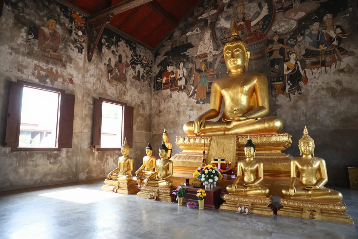 Wat Chana Songkhram